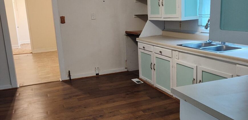 New Listing!! 215 New Jersey Str. Holton Ks,