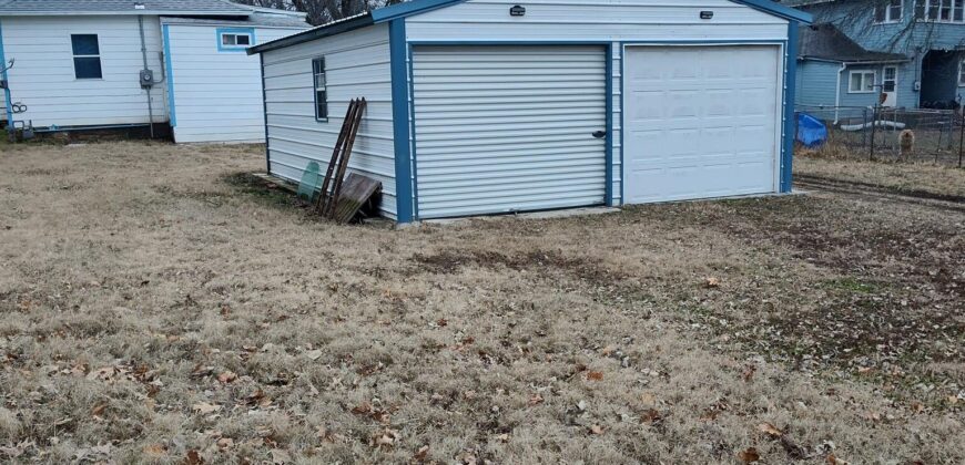 New Listing!! 215 New Jersey Str. Holton Ks,