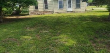 New Listing!! 11080 286th Rd. Holton, Ks 66436