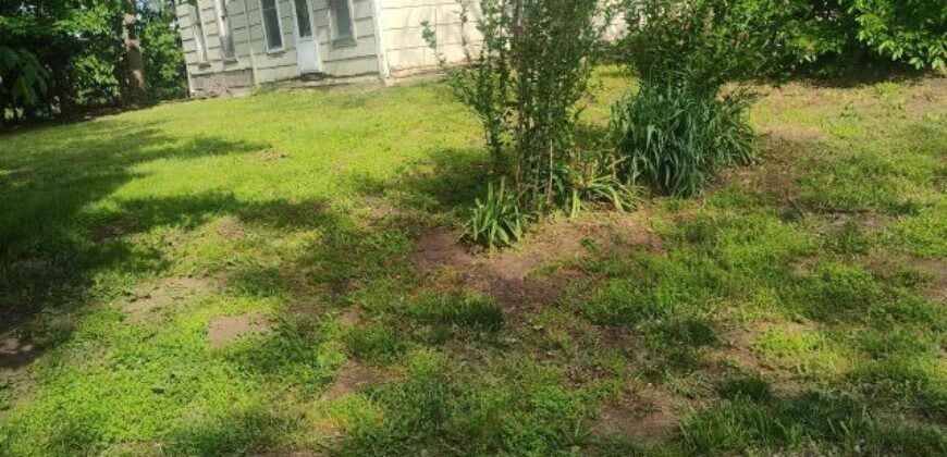 New Listing!! 11080 286th Rd. Holton, Ks 66436