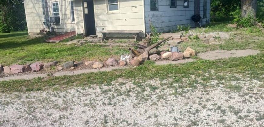 New Listing!! 11080 286th Rd. Holton, Ks 66436