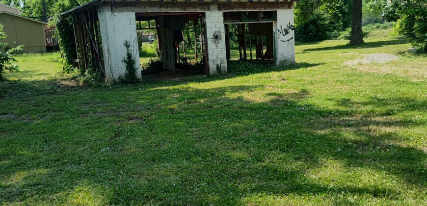 New Listing!!! 522 Indiana Ave. Holton, Ks 66436