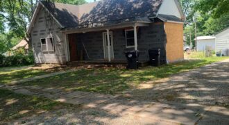 New Listing!! 211 Iowa Str. Holton, Ks 66436 New Listing!! 211 Iowa Str. Holton, Ks 66436