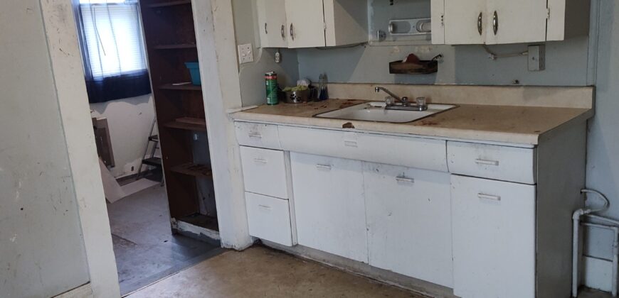 New Listing!!! 627 W 3rd Str. Holton, Ks 66436