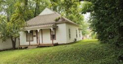 NEW LISTING!!! 609 W 3RD Street.