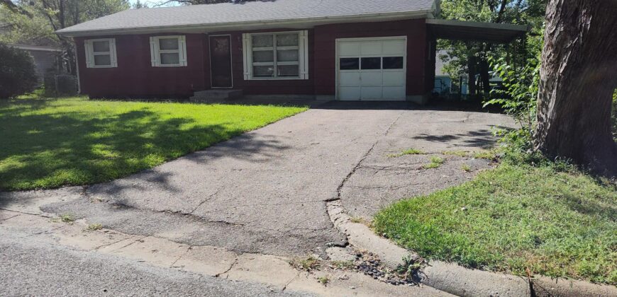 New Listing!!! 430 Hillcrest Holton, Ks, 66436