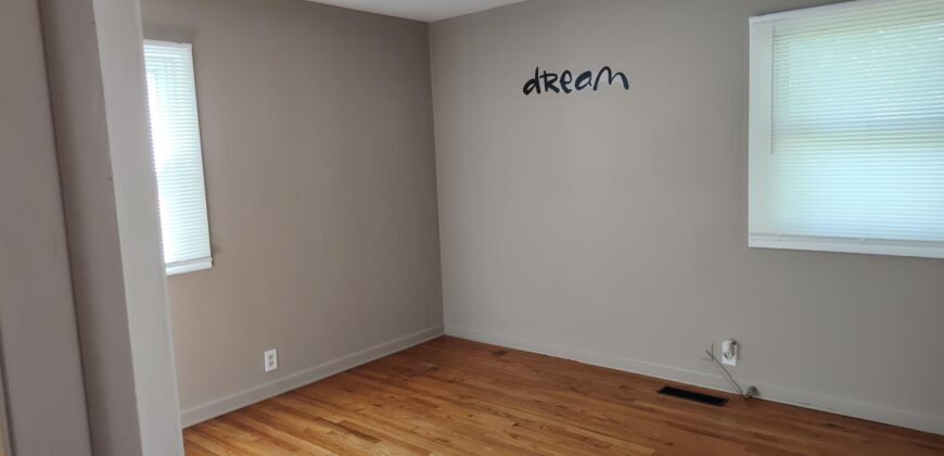 New Listing!!! 430 Hillcrest Holton, Ks, 66436